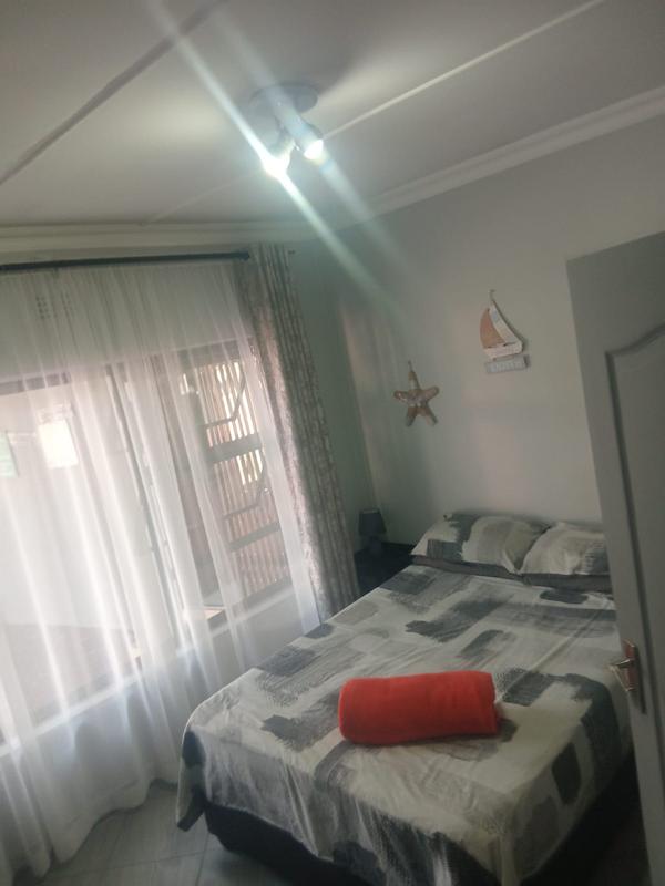 5 Bedroom Property for Sale in Raceview Gauteng
