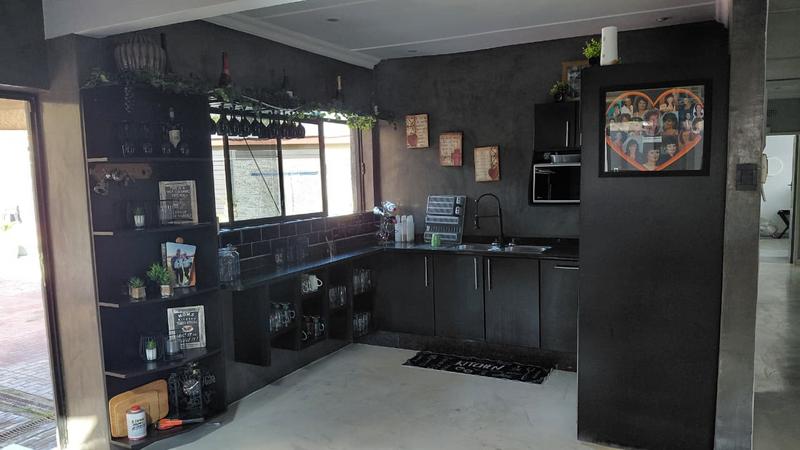 5 Bedroom Property for Sale in Raceview Gauteng