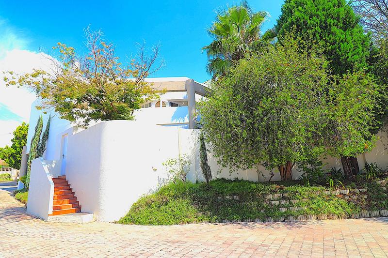 2 Bedroom Property for Sale in Rivonia Gauteng