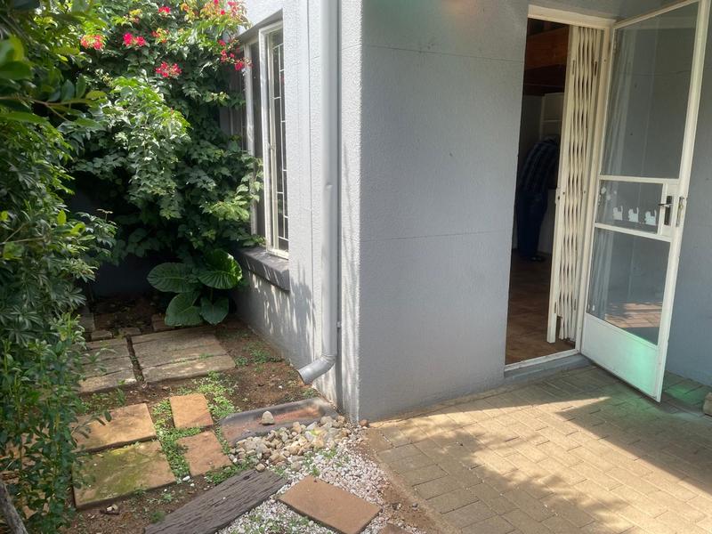 2 Bedroom Property for Sale in Eden Glen Gauteng