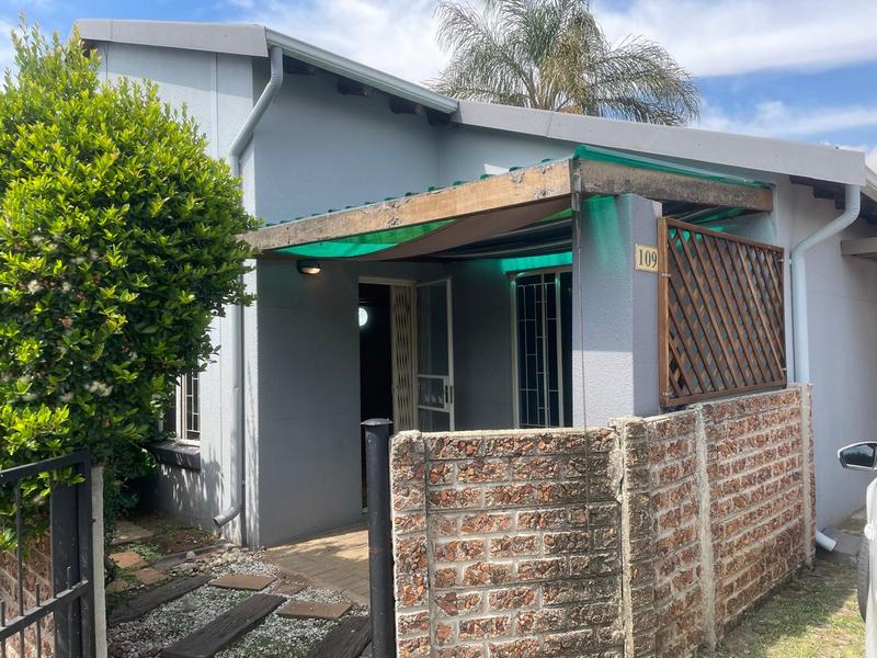 2 Bedroom Property for Sale in Eden Glen Gauteng