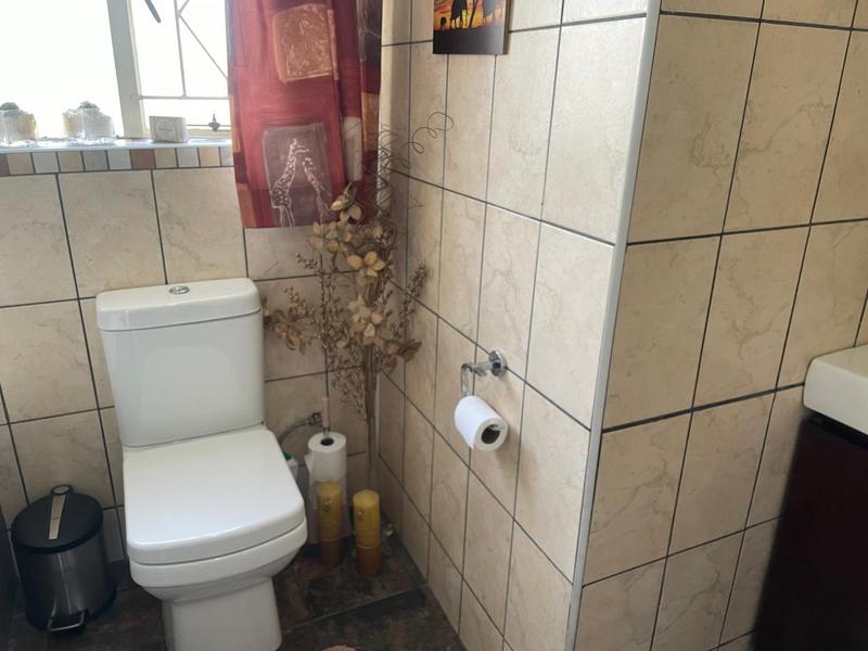 4 Bedroom Property for Sale in Eden Glen Gauteng