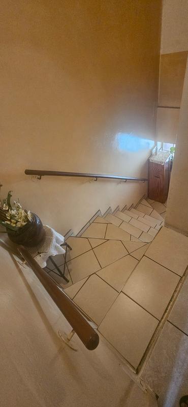 3 Bedroom Property for Sale in Bezuidenhout Valley Gauteng