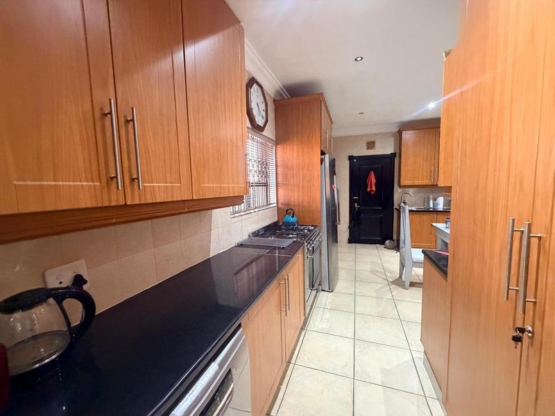 4 Bedroom Property for Sale in Erasmia Gauteng