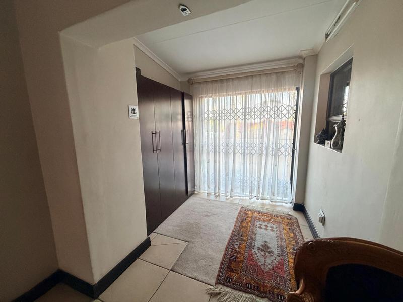 4 Bedroom Property for Sale in Erasmia Gauteng