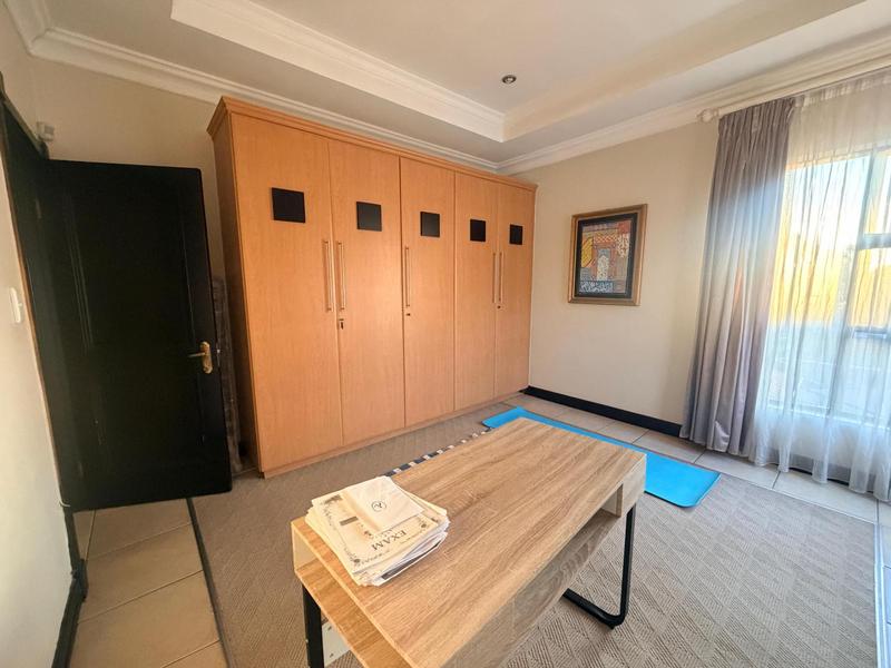 4 Bedroom Property for Sale in Erasmia Gauteng