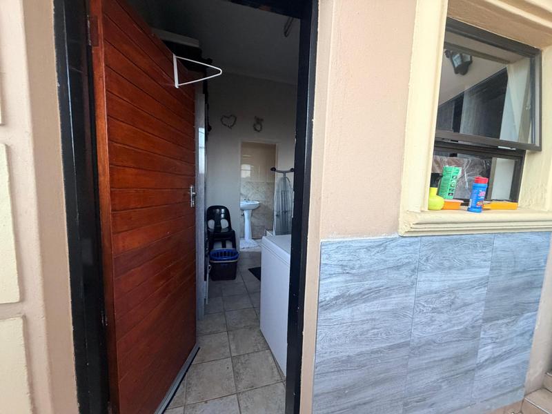 4 Bedroom Property for Sale in Erasmia Gauteng