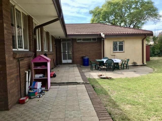 4 Bedroom Property for Sale in Vanderbijlpark CW 5 Gauteng