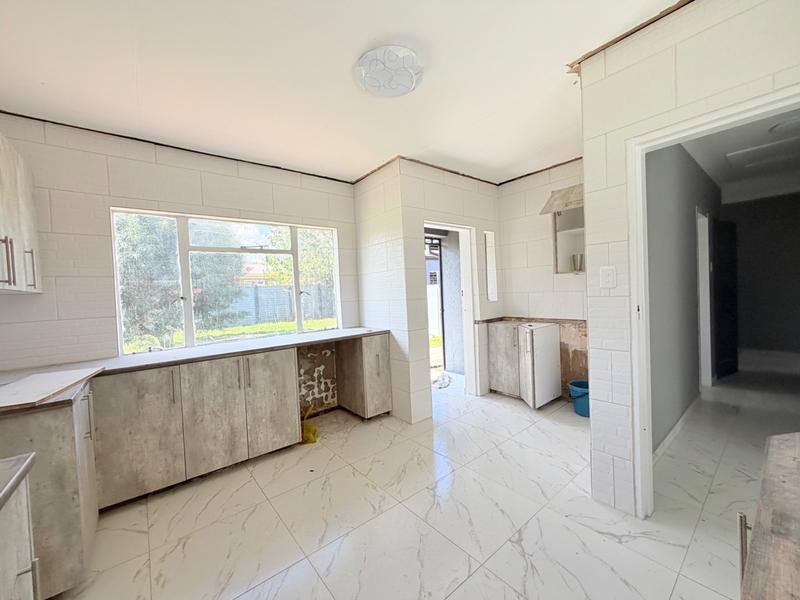 3 Bedroom Property for Sale in Vanderbijlpark Cw 6 Gauteng