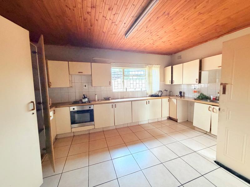 3 Bedroom Property for Sale in Vanderbijlpark Cw 6 Gauteng