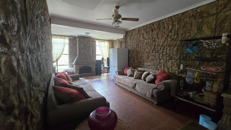 4 Bedroom Property for Sale in Sunward Park Gauteng