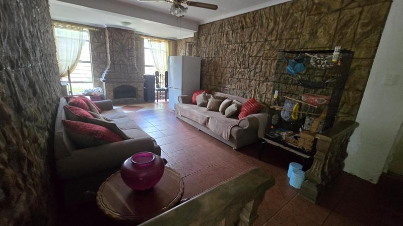 4 Bedroom Property for Sale in Sunward Park Gauteng