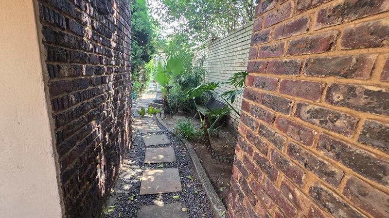 4 Bedroom Property for Sale in Sunward Park Gauteng