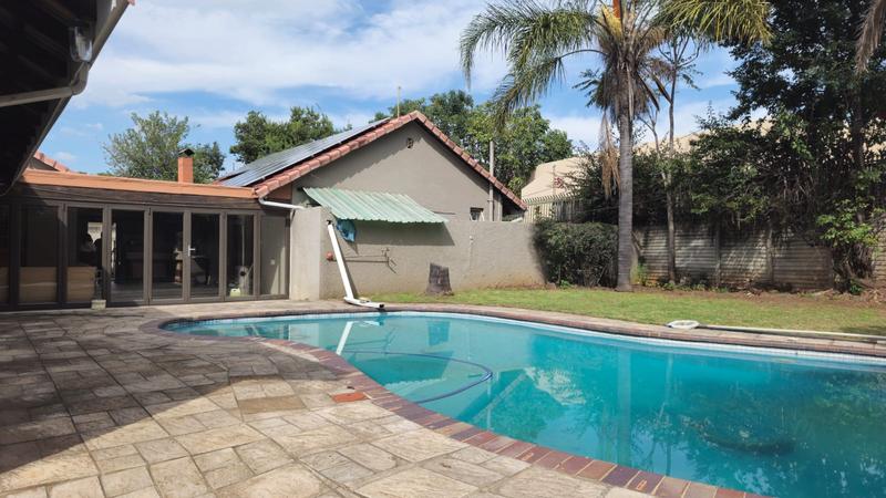 To Let 3 Bedroom Property for Rent in Cresta Gauteng