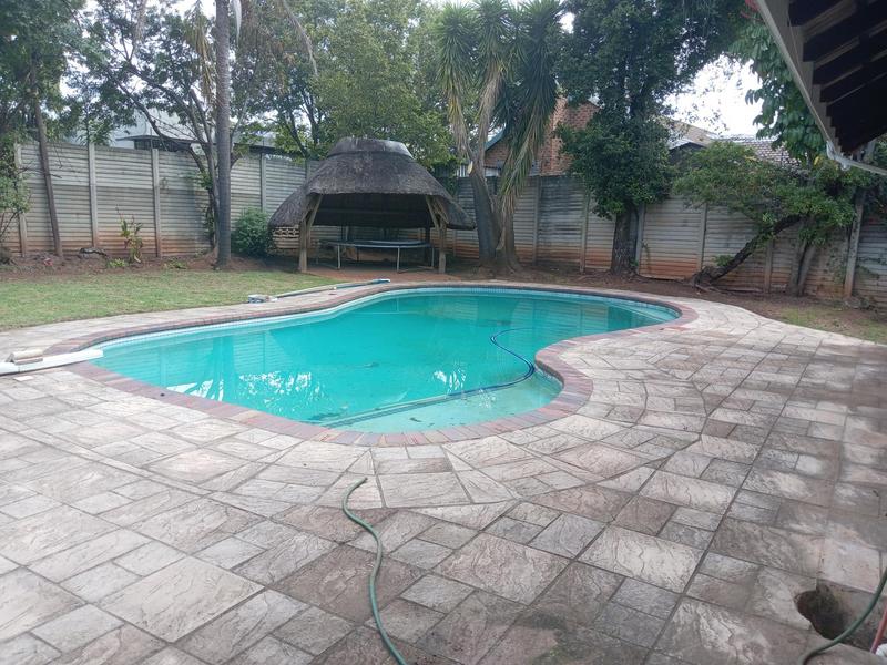 To Let 3 Bedroom Property for Rent in Cresta Gauteng