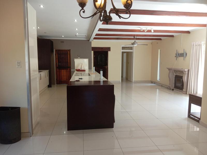 3 Bedroom Property for Sale in Cresta Gauteng