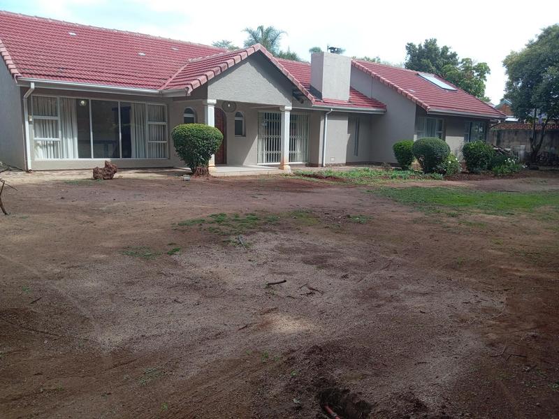 3 Bedroom Property for Sale in Cresta Gauteng