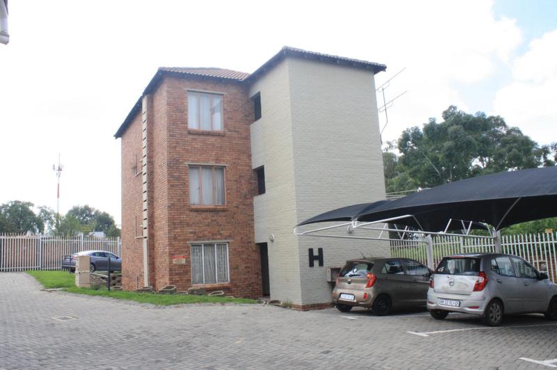 2 Bedroom Property for Sale in Birchleigh Gauteng