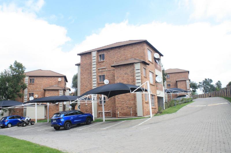 2 Bedroom Property for Sale in Birchleigh Gauteng