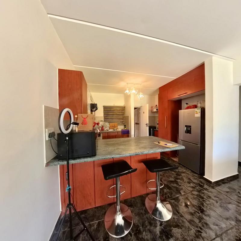 2 Bedroom Property for Sale in Birchleigh Gauteng