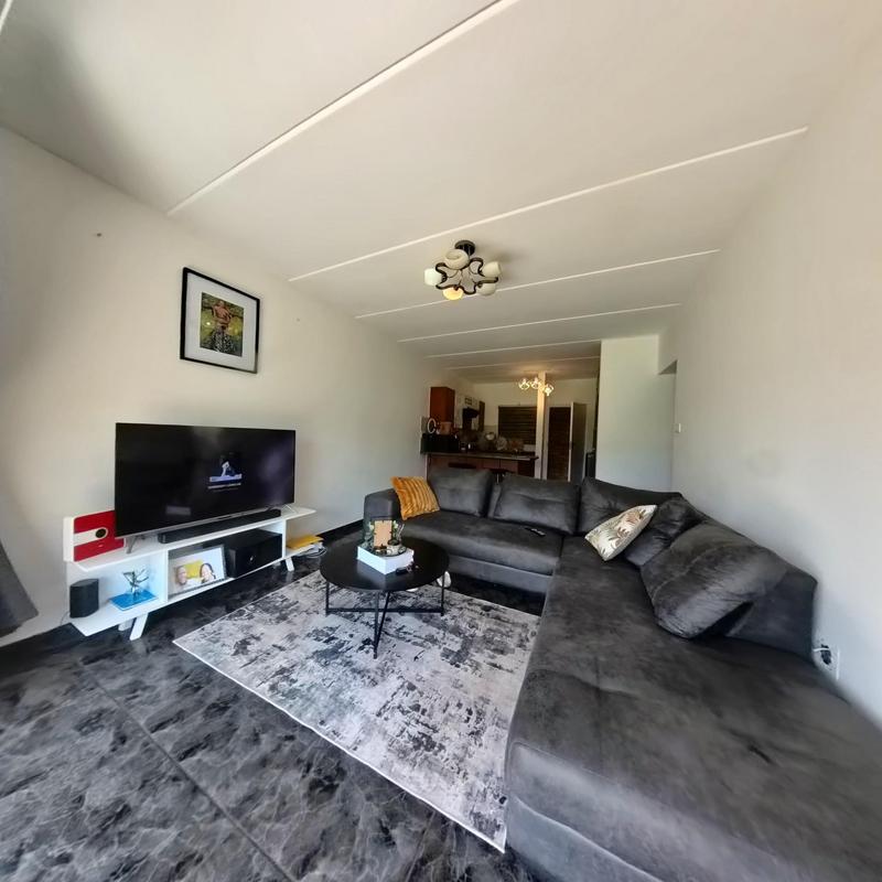 2 Bedroom Property for Sale in Birchleigh Gauteng