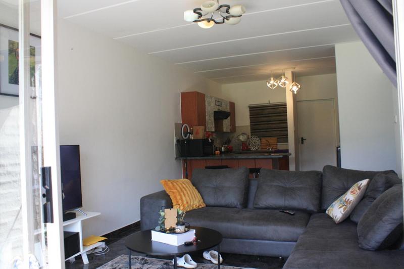 2 Bedroom Property for Sale in Birchleigh Gauteng