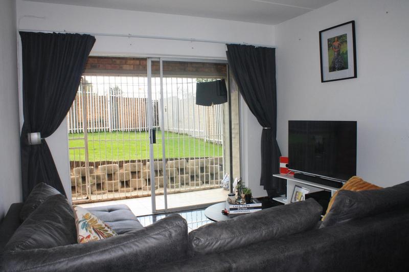 2 Bedroom Property for Sale in Birchleigh Gauteng