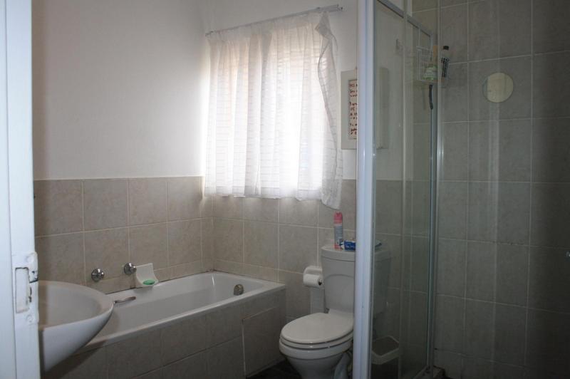 2 Bedroom Property for Sale in Birchleigh Gauteng