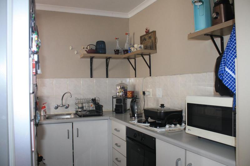 2 Bedroom Property for Sale in Glen Marais Gauteng