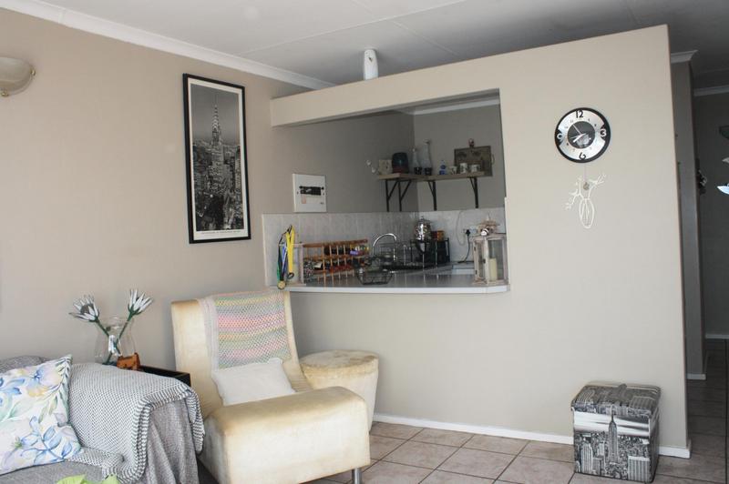 2 Bedroom Property for Sale in Glen Marais Gauteng