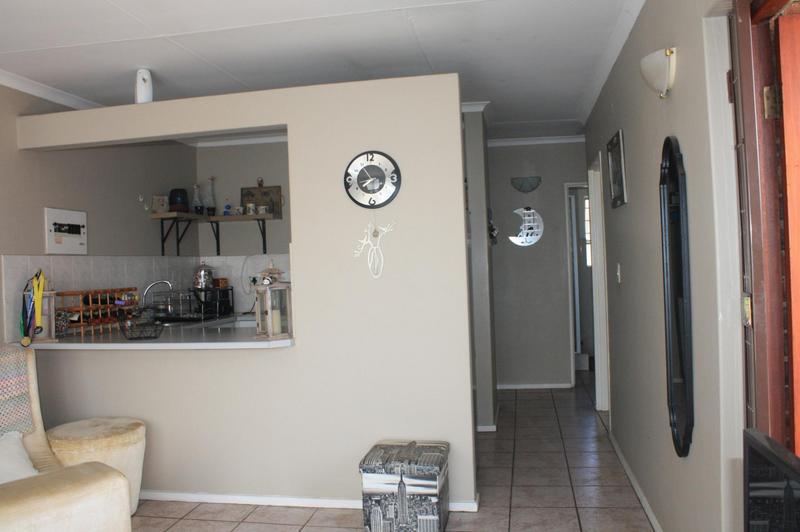 2 Bedroom Property for Sale in Glen Marais Gauteng