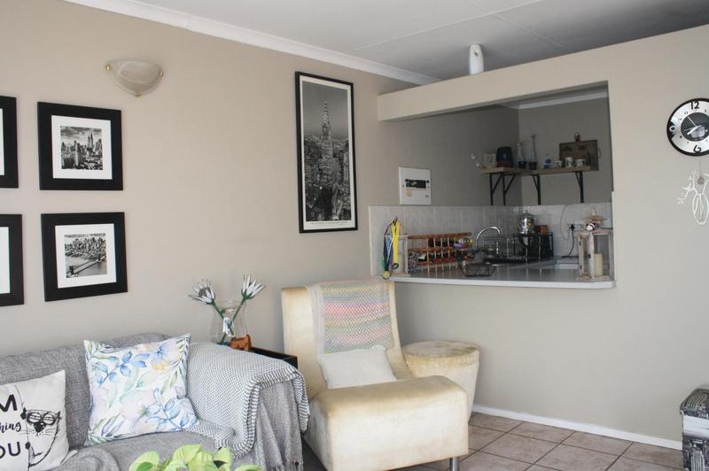 2 Bedroom Property for Sale in Glen Marais Gauteng