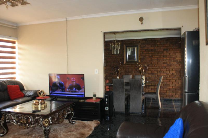 2 Bedroom Property for Sale in Norkem Park Gauteng