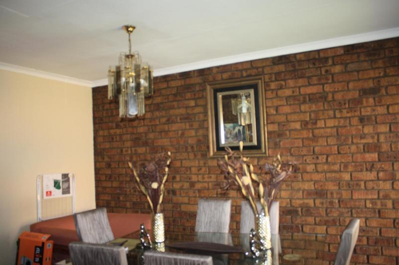 2 Bedroom Property for Sale in Norkem Park Gauteng