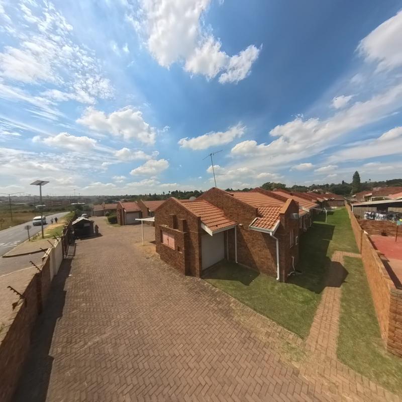 2 Bedroom Property for Sale in Norkem Park Gauteng
