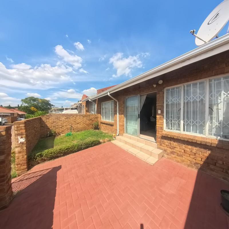 2 Bedroom Property for Sale in Norkem Park Gauteng
