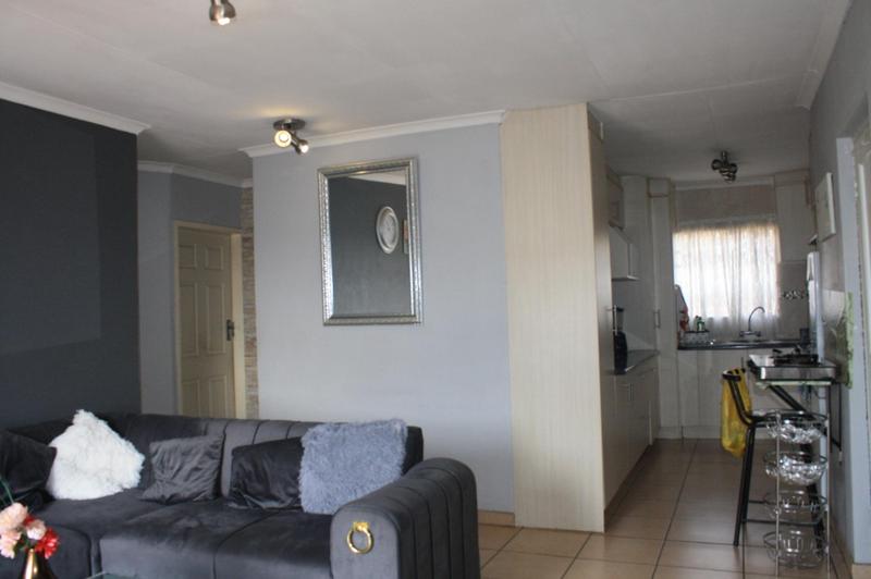 2 Bedroom Property for Sale in Norkem Park Gauteng