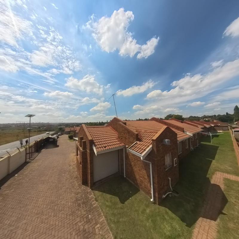 2 Bedroom Property for Sale in Norkem Park Gauteng