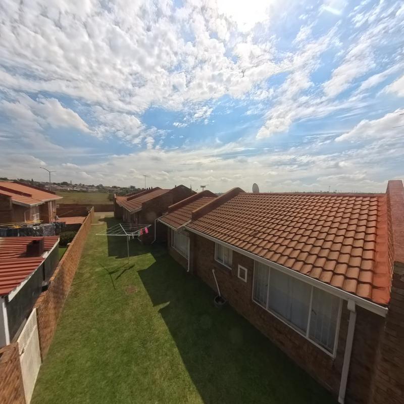2 Bedroom Property for Sale in Norkem Park Gauteng