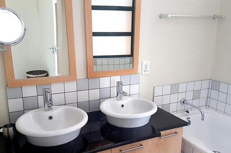 To Let 3 Bedroom Property for Rent in Morningside Gauteng