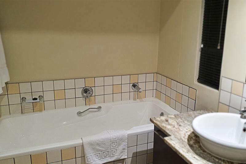To Let 2 Bedroom Property for Rent in Morningside Gauteng
