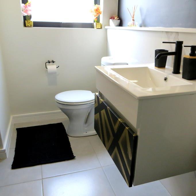 1 Bedroom Property for Sale in Waterfall Gauteng