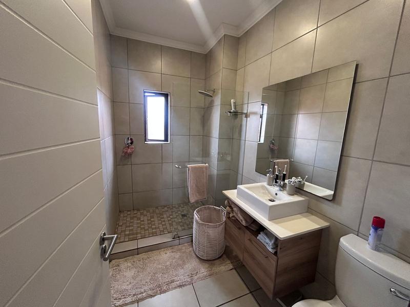 To Let 2 Bedroom Property for Rent in Six Fountains Residential Estate Gauteng