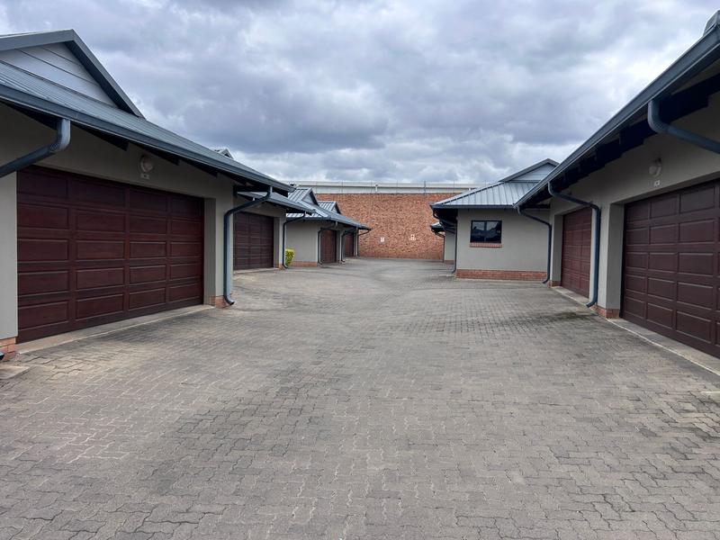 To Let 2 Bedroom Property for Rent in Six Fountains Residential Estate Gauteng
