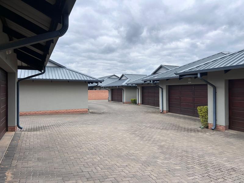 To Let 2 Bedroom Property for Rent in Six Fountains Residential Estate Gauteng