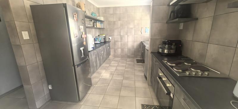 4 Bedroom Property for Sale in Mindalore Gauteng