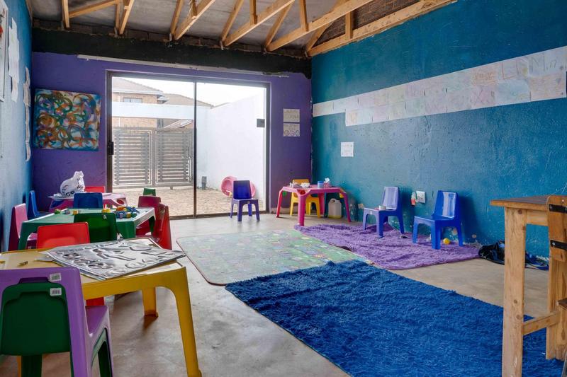 5 Bedroom Property for Sale in Protea Glen Gauteng