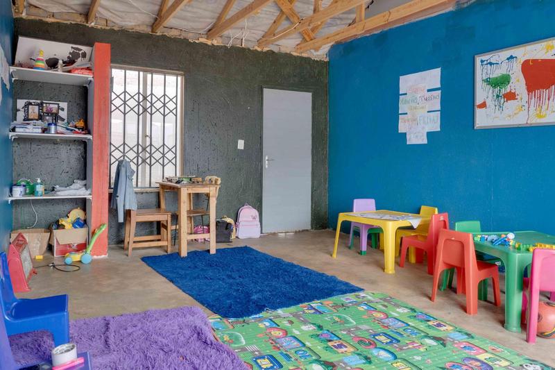 5 Bedroom Property for Sale in Protea Glen Gauteng