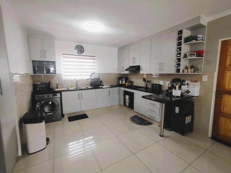 3 Bedroom Property for Sale in Parkrand Gauteng