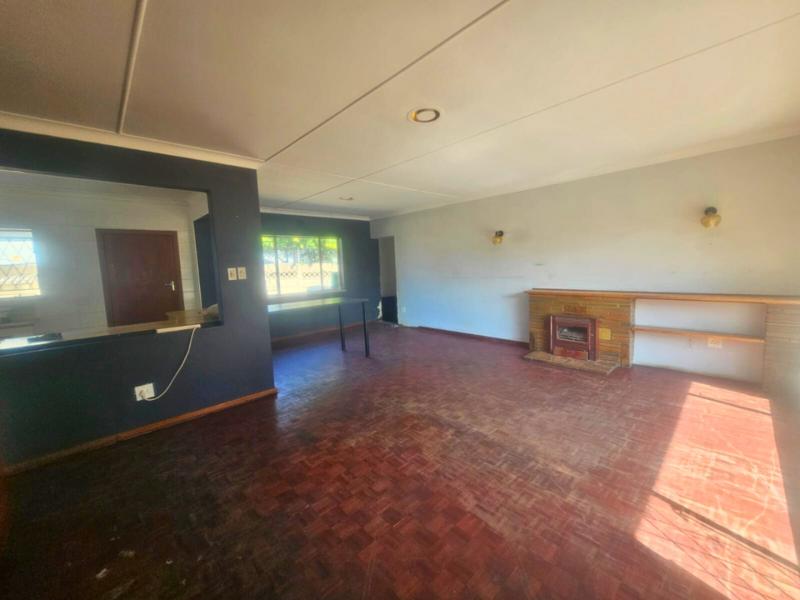 4 Bedroom Property for Sale in Allen Grove Gauteng